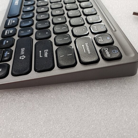 Tecknet TK-KB008 Bluetooth Keyboard Rechargeable Ultra Slim Wireless. Dark Grey - Picture 2 of 9